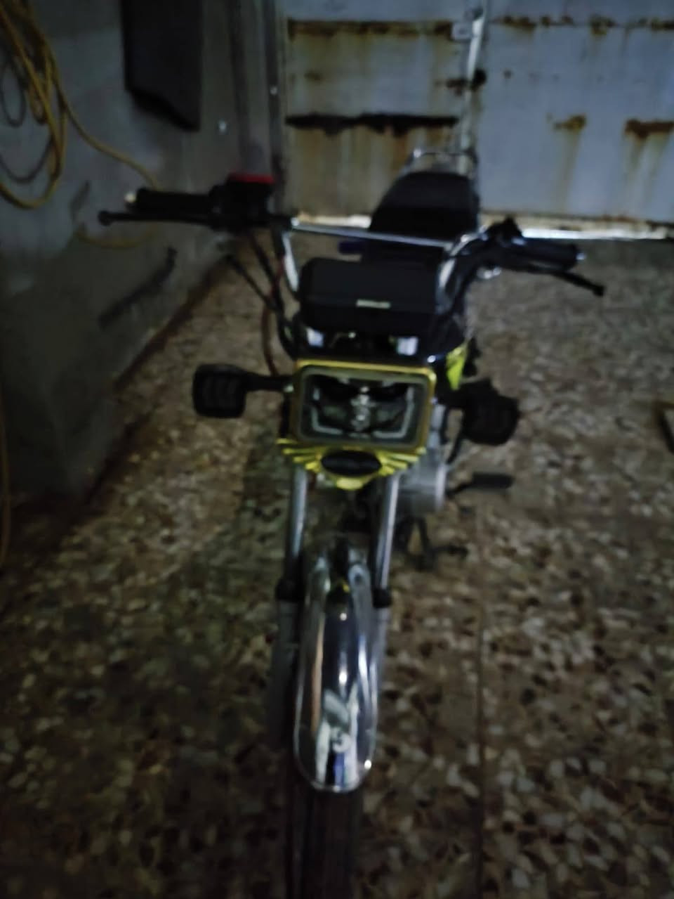 السلام عليكم تايكر 25للبيع  العنوان بابل بالكفل ب 750 وبيها مجال ***********
