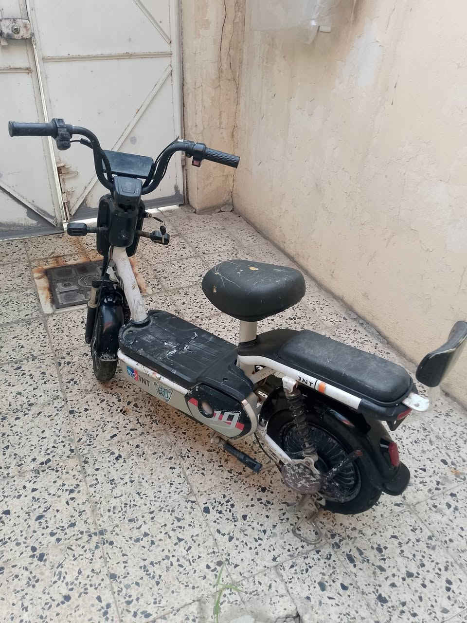 ماطور شحن حجم14 بدون بطاريات السعر 75 بي مجال.
*********** بي واتساب.

***********

