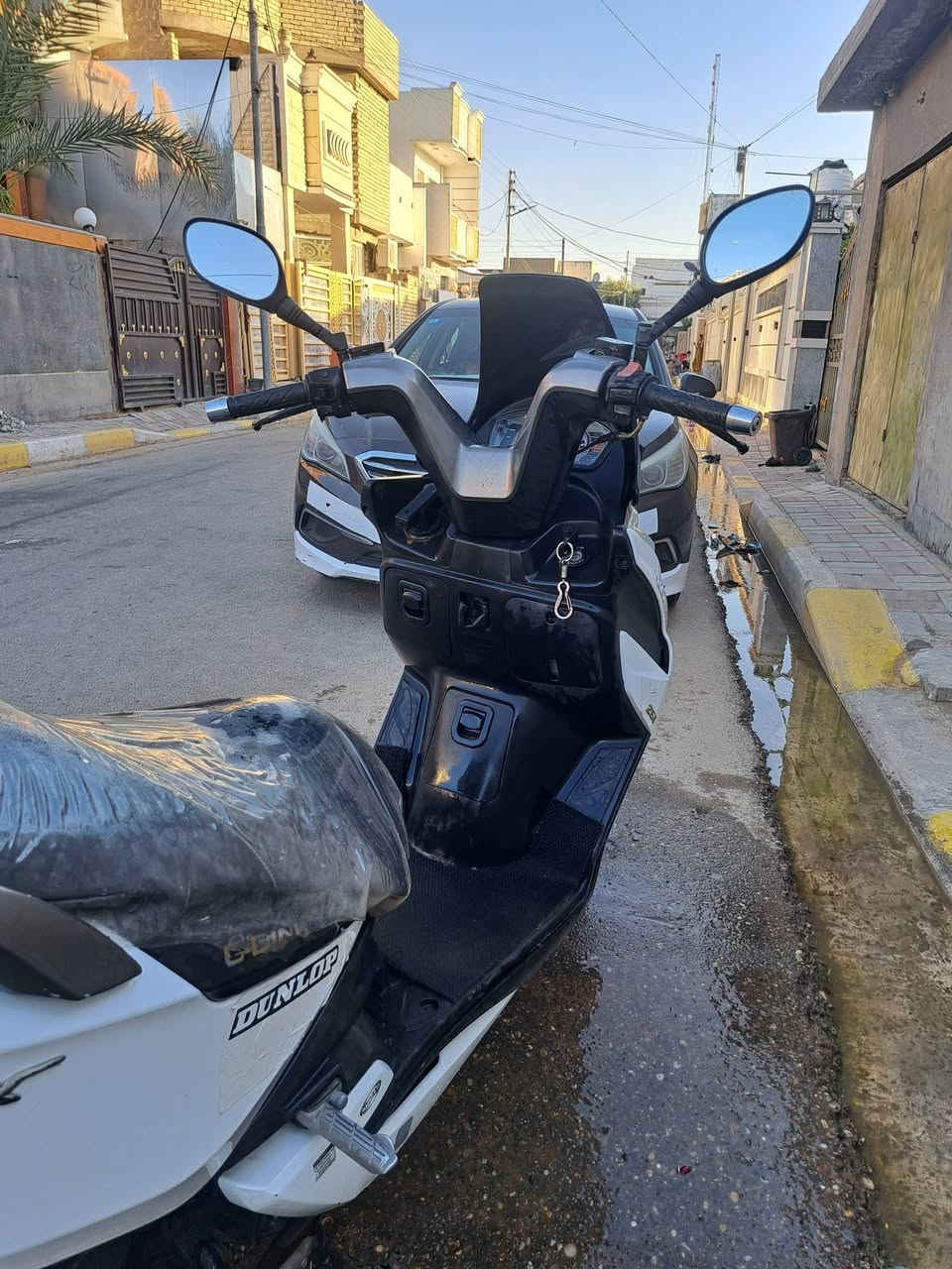 للبيع  كيمكو موديل ٢٠١١ مسجل سنويه لغاية ٢٠٢٨ باقي استلام لوحات .  كهربائيات  نظيفه تاير خلفي جديد وبطاريه جديده السعر  مليون و٢٠٠ وبي مجال للشراي   الرمادي التاميم  للاتصال واتساب وخط ***********
