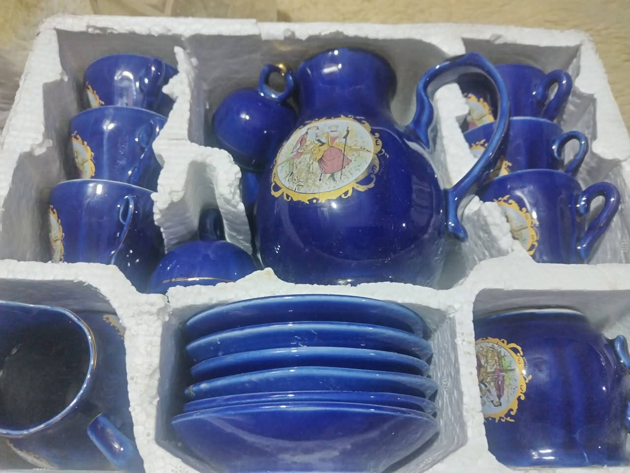 شغلات انتيكه اصليه  الشراي يجيني عل الخاص


**إذا كنت صاحب هذا الإعلان وتريد حذفه لأي سبب، رجاءا أرسل رسالة إلى الدعم الفني**