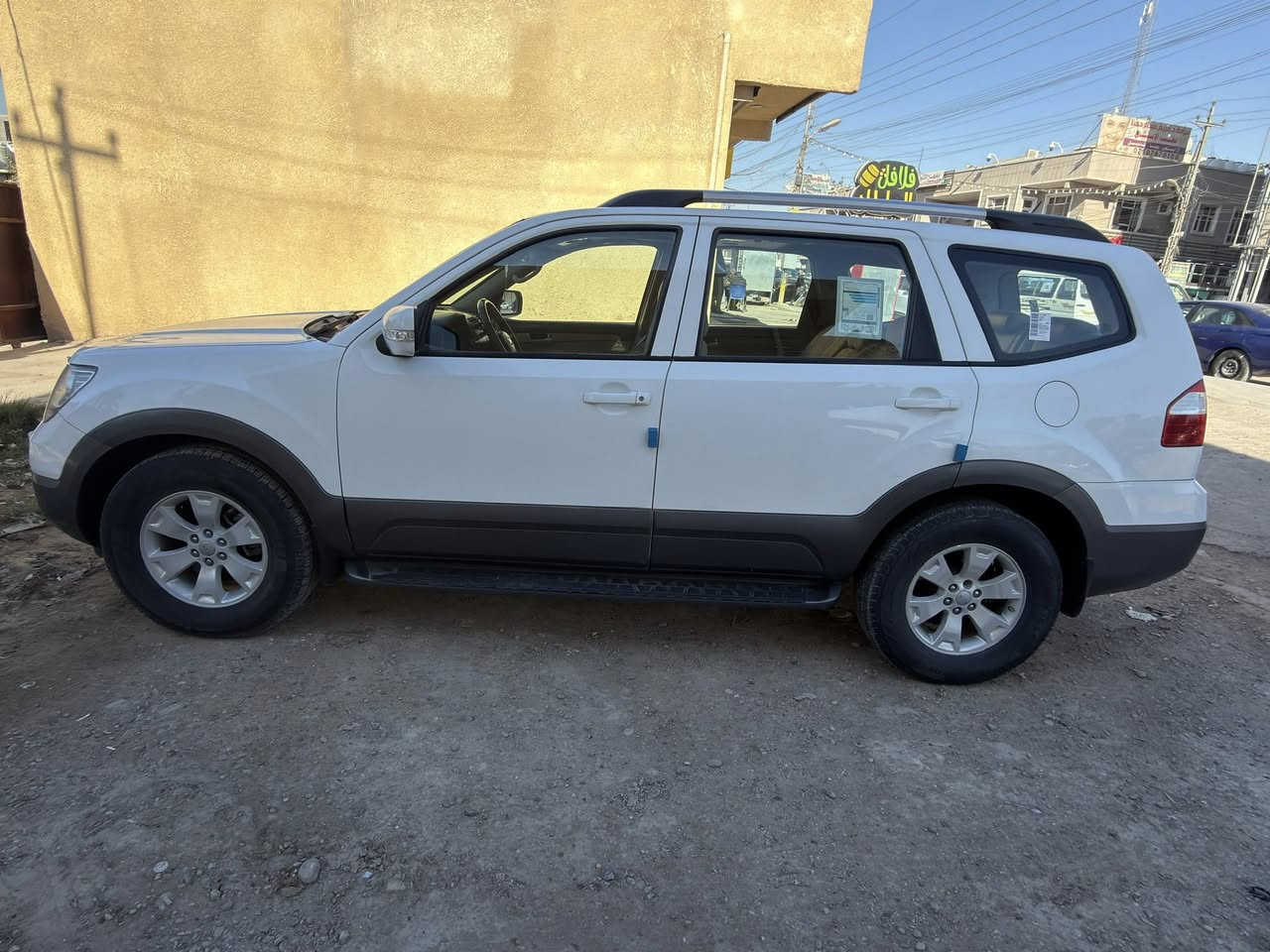 السلام عليكم
كيا موهافي 2014 خليجي
رقم سليمانيه تحويل او وكالة هزه بيها شهر 2 و سنويه جديدة بيهه  اقل من ربع البنيد صبغ( موضح بل سونار)
محرك مفتوح مبدل نص طابوكه
كير ومكينة فوول
مواصفات نص فول
فتحة طكتين
جنطة شفط
كشنات جلد
نحكم ستيرن جهتين
فور ويل درايف
بك لايت لد
شاشة كار بلي 
زنون 
حساس خلفي
تدفئة وتبريد وي السويج 
أشاير بالمري
٧ راكب 
٣ قطع تبريد 
6 سلندر ماشية 112 الف سيارة جاهزة
كل نقص مابيها وجاهزة وكاملة 
سونار بيها مو قديم وعلة حطتها
السعر 149 بيهه مجال بسيط
العنوان بغداد الدورة
***********
***********
