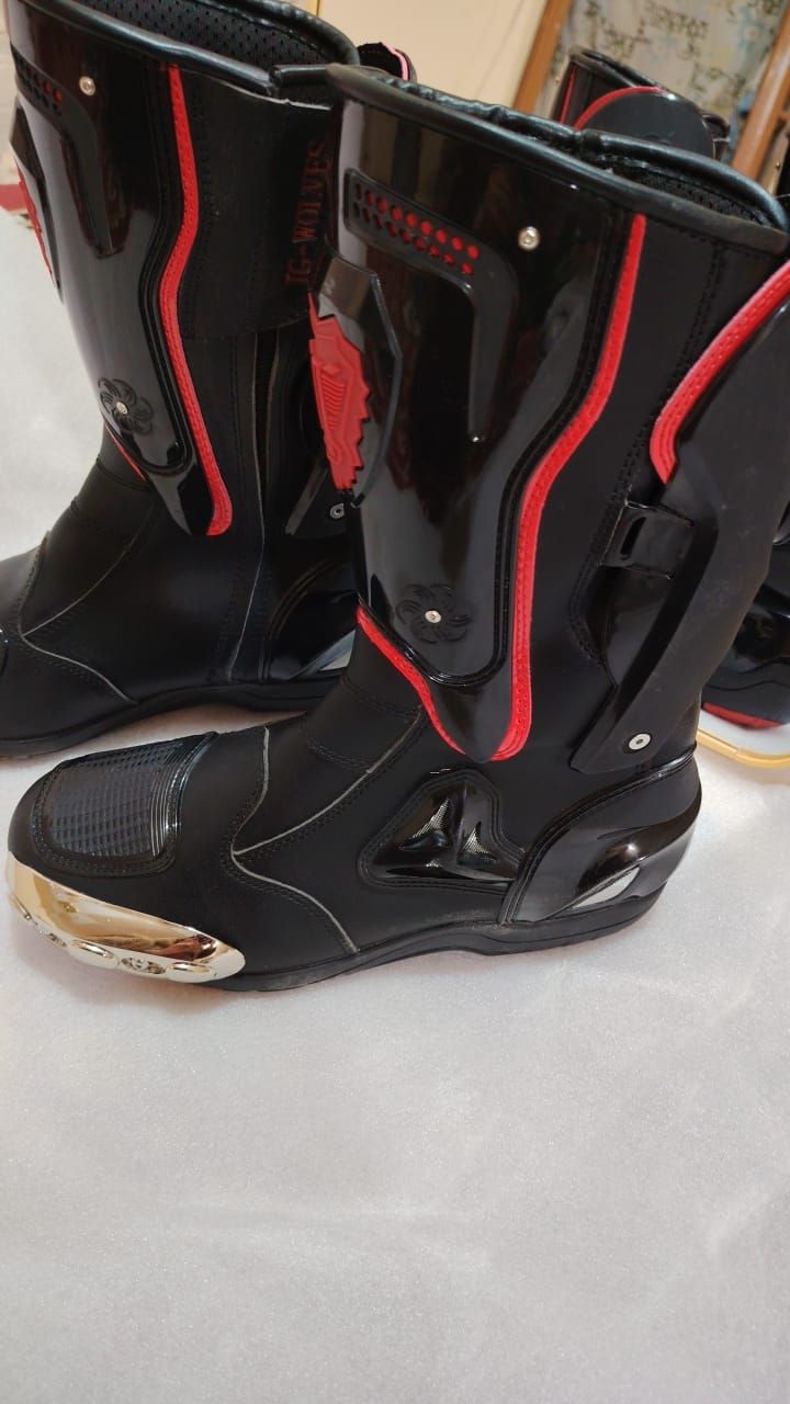 السلام عليكم متوفر
بوت بهل شكل وبهل ترتيب كوالتي جدا عالي
السعر 60 
***********
