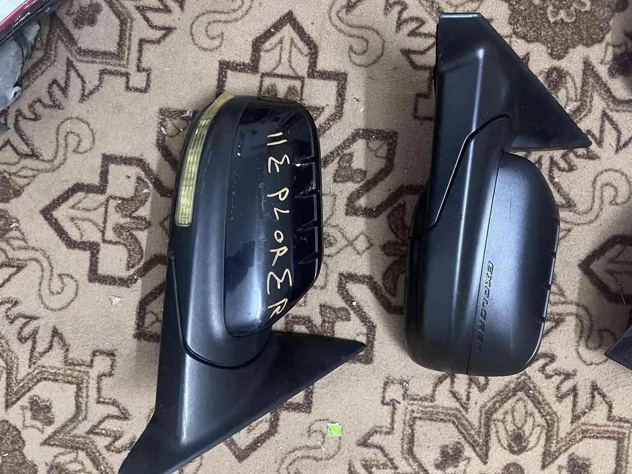 سلام عليكم مرايه فورت اكسبلور اصلي تفصيخ عنوان بغداد أكو توصيل جميع المحافظات

***********
