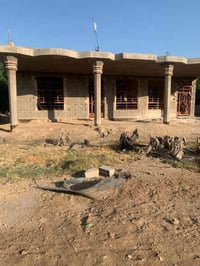 بيت للبيع  مساحة 250م مع 800م مساحه على مدار البيت للاستفسار  07823105...