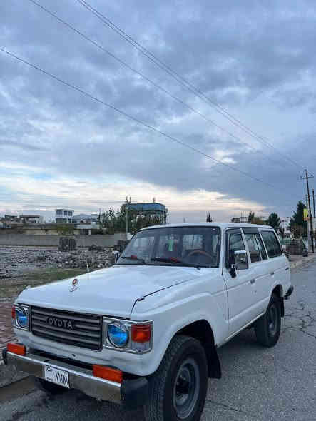 لانگرۆزەر بۆ فرۆشتن مۆدیل 85 ئاڕم پلاستیک سلێمانی بەشەرتی غرامه  f2 مەکینەو ئەکسل و دەبڵ ئەکسل بەشەرت بێ لێدران و وەرگەڕان کام تەحمیل کراوە تازە 28$ گەڵاو محامەلە
0750 115 36 01
0771 947 92 06
