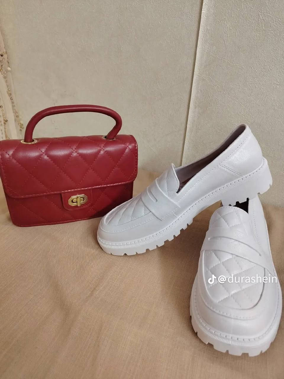 تخفيضات تخفيضات اي شحاطة حذاء جنطة  عليهن عروض تريد تدخل خاص


**إذا كنت صاحب هذا الإعلان وتريد حذفه لأي سبب، رجاءا أرسل رسالة إلى الدعم الفني**