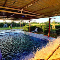 مزرعة التاج • مسبح 10×6 • خصوصية للعوائل