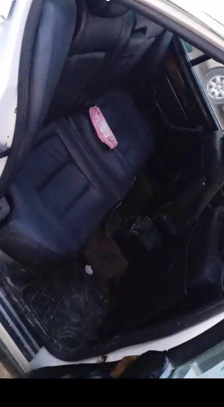 السلام عليكم ورحمه الله وبركاته
للبيع 520 محرك مفتوح كير اوتو بحاله جيده والحمدلله 
رقم دولي انكليزي كربلاء سنويه لل27 وبسمي شخصيا 
سيارة معمرة جديد وشغل مرتب مروحه كهربائيه تايرات جدد انطيك زوج اضافي كارتون ممفتوح غراض التبريد موجودة نقصها كمبريسر عن الحرام والحلال قسم بالله عليه سيارة ب53  بس الحمدلله تتعوض اخوني السعر 42  عليه غرامه 100 الف من سعرها وشكرآ مراوس او بيع مكاني بغداد سريع القناة قرب الرستمية 
الاتصال ‏‪0777 287 1725‬‏
