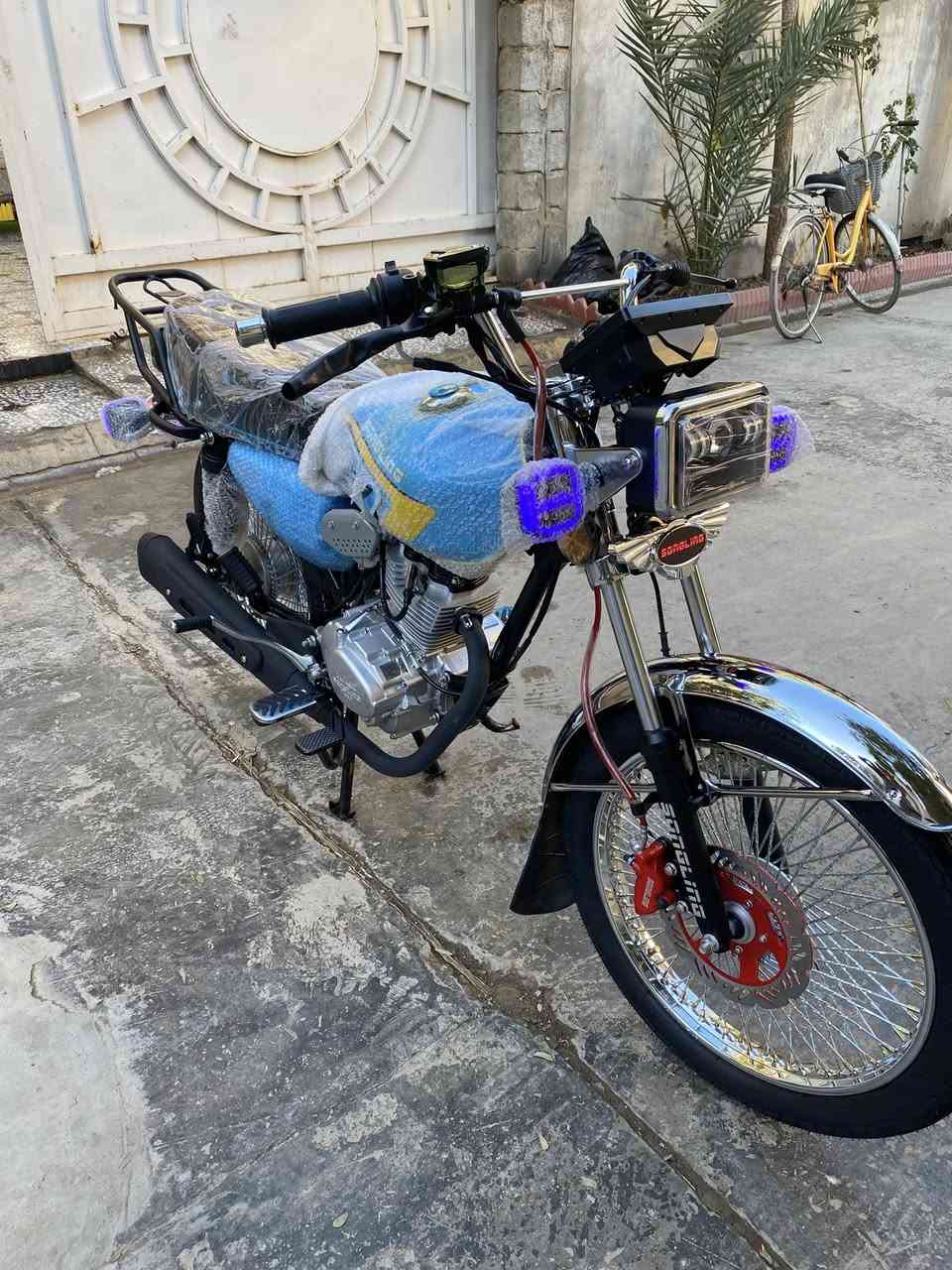 يالله
سلام عليكم تايكر موديل ٢٦ الدراجة زيرو صار سبوع من نزلت بعدها مماشية بس٢٢٠ كيلو اليوم ذبيت دهن السحك 
السعر خاص ديالى بعقوبة ***********
