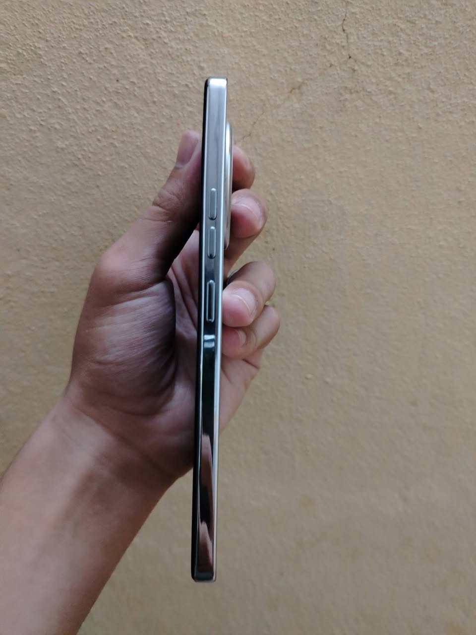 السلام عليكم
نـوع الـجهــاز        TECNO CAMON 30 Pro 

المــوصـّفـــات       ذاكره 256+12 / RAM 8.00+8.00
النــظافه 90٪
تكــــملة المــوصـّفـــات داخـــل الــــصـّوره

التــواصــّل     .    *********** واتــساب موجــود
