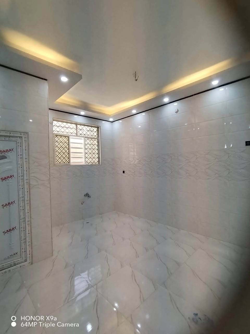 🏡ياالله 🏡
مشتمل للبيع في حي الزهراء المساحه 55متر ركن الواجهه 11متر خلف ملحق الروان قرب مطعم اولاد نزار شنين بدايه شارع 6متر  يحتوي 2غرف نوم  صاله استقبال مطبخ صحيات🪬ملاحظة 🪬الدارمؤجر حاليآ ب450الف   
لمعرفه السعر التواصل ع الواتساب على الرقم 
📞*********** عقيل الزيادي 🪬او مراجعة مكتب ابو صلاح الحجيمي للعقار 🏚️العنوان 📍النجف الاشرف 🪬حي الزهراء مقابل القنصلية التركيه 

ادخل على الرابط الاسفل وتابع 
الصفحه وترى كل ماهو جديد 
من العقارات -بيع-شراء-ايجار -رهان 

https://www.facebook.com/share/1CnnFycW26/?mibextid=wwXIfr
