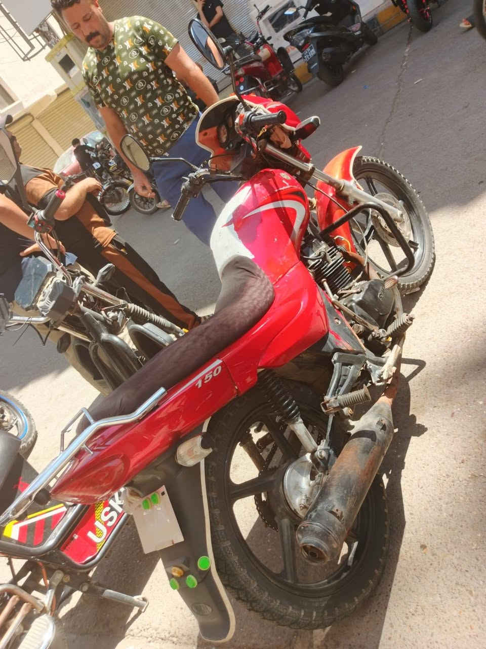 موديل 2019  سايم 150cc
500 وبي مجال
العنوان الرمادي  الخمسه كيلو
***********
