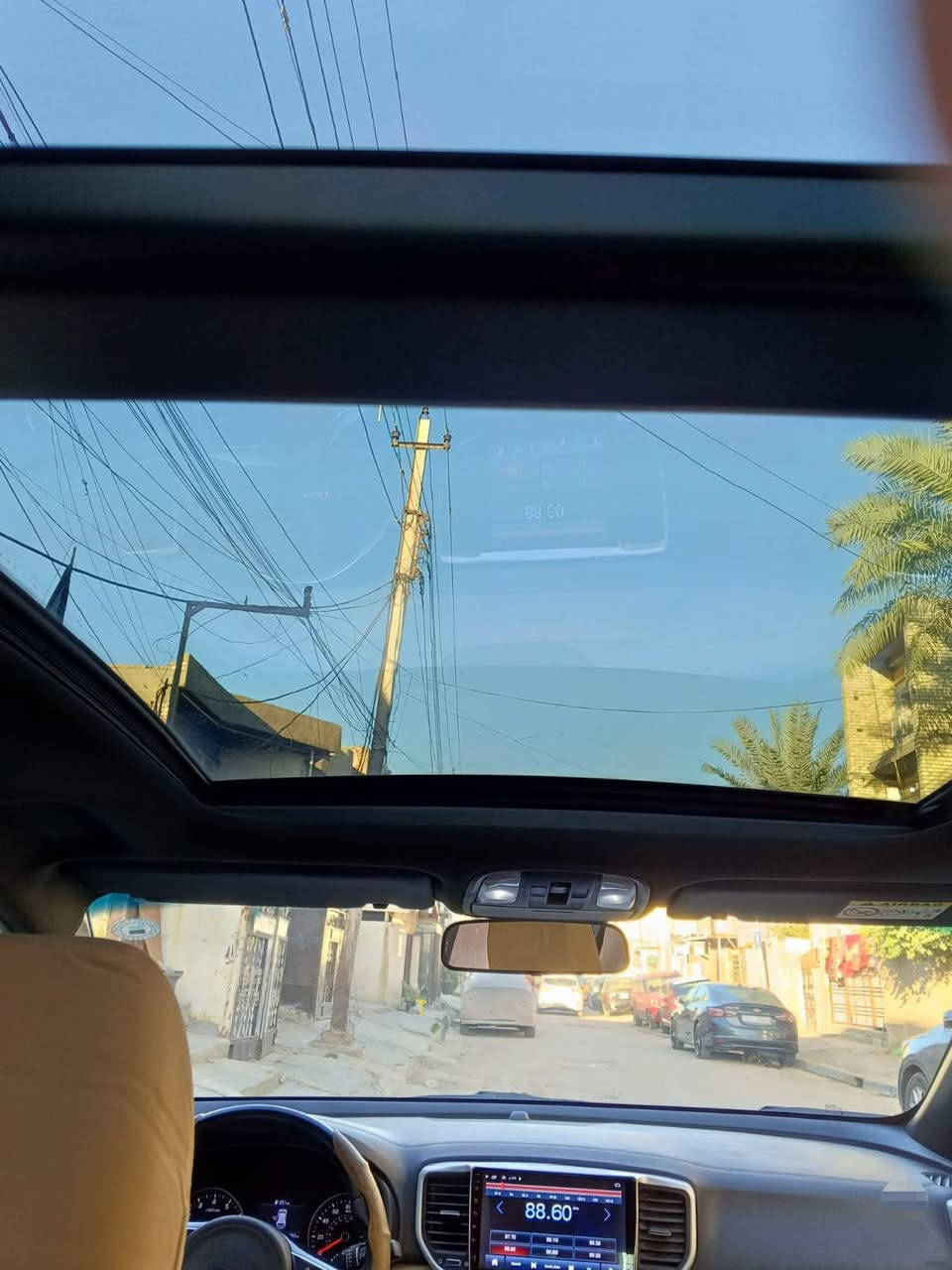 السلام عليكم
كيا سبورتج للبيع موديل 2021 خليجي بدون حادث وبدون صبغ وبدون بارد مواصفات السياره تبريد قطعتين , شاشة حساس خلفي , مري شفط ,  بانوراما , ماشيه ٥٧ الف استيراد خليجي سيارة جديدة والحمدلله , مكاني الشعب والسعر ٢٠٥

رقم الهاتف للاستفسار اكثر 👇
***********

