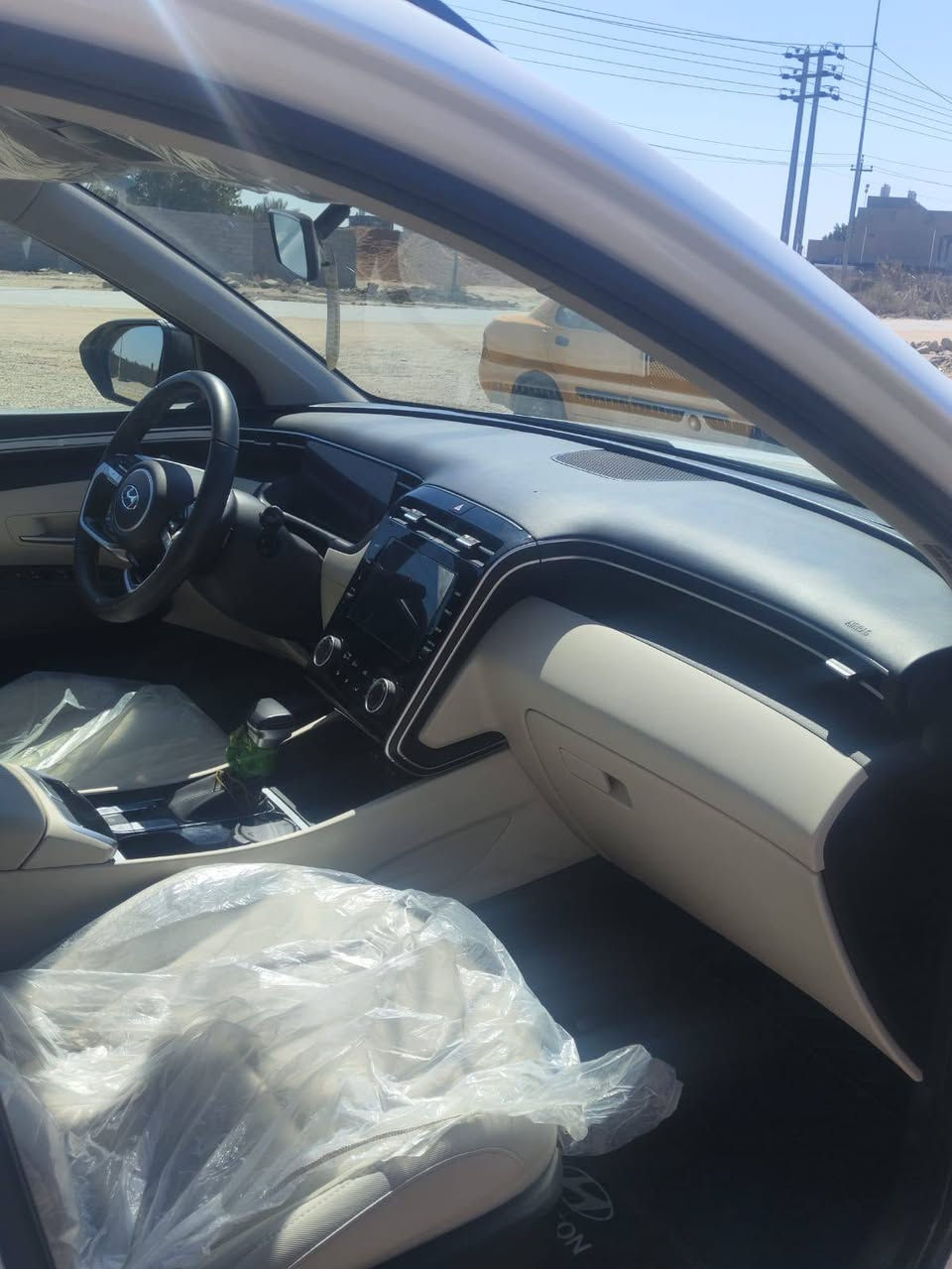 للبيع فقط ونقد توسان خليجي2024 كفاله عامه ماشية 47الف بسمي تحويل مباشر المواصفات بصمه عدد 2 حساس امامي خلفي اوتو هولد هندبريك دكمه كرسي السائق كهرباء قماره حديد السياره بحالة الوكاله السعر 205 وبيها مجال ملاحظه رقمها بغداد سنويه لل 2028 مكاني كربلاء ***********
