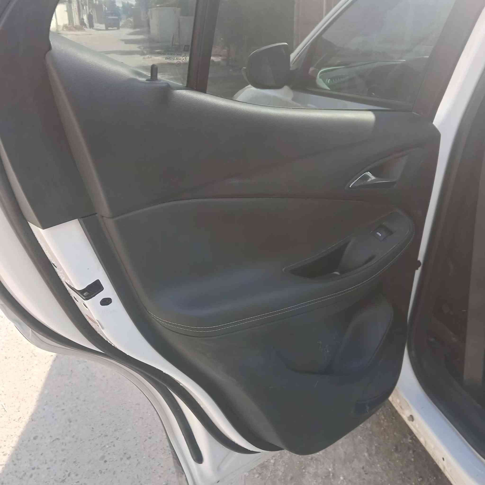 سلام عليكم اخوان بيوك انكور امريكي 3بستم تيربو الصناعه كوري سياره بيها كل الحض نقص دعاميه ورقم فقط موديل 2023سياره بدون صبغ السعر 90العنوان بغداد *********** اتصل ودلل
