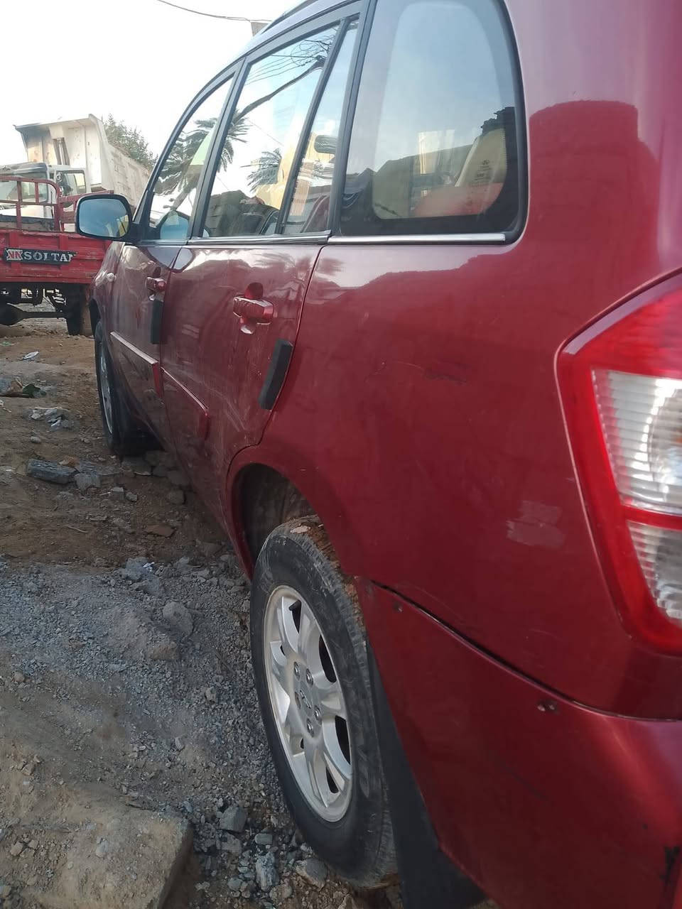 السلام عليكم شيري تيكو 2012. كير كهربائي السيارة بحالة جيدة رقم بغداد انكليزي سيارة مكفولة كفالة عامة مكانها بغداد المدائن سعر 53وبيها مجال بسيط الشراي يتصل
***********
