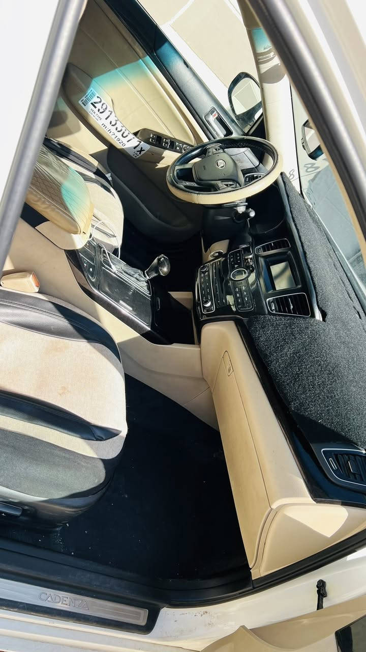 كدينزا 2014 vip فول مواصفات للبيع

محرك مال كصه كير شرط هزه وسنويه جديد قبل شهر محولها شرط التحويل 
طخم امامي خلفي جديد تواير طخم 4 جديد 
تبريد تدفئه كشنات
بنوراما
بصمه 
فول للاخير 

الضرر : 4 قطع صبغ بدون دواخل وبيها كرت بسيط

مكانها الموصل 

السعر :125 
للتواصل ***********
