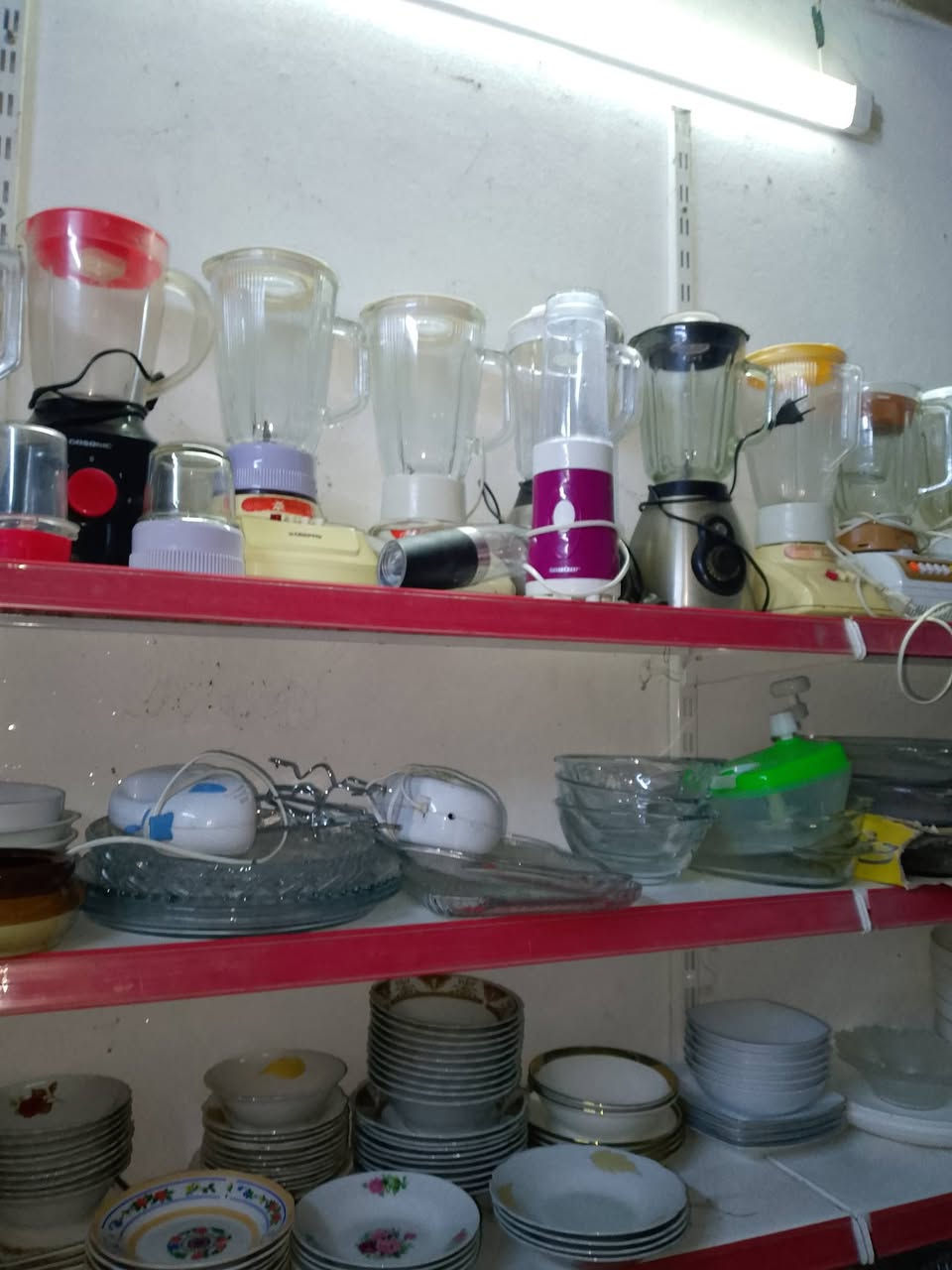 السلام عليكم
ستفتح هذه الباله غدا الثلاثاء في الساعة العاشره صباحآ أن شاء الله في حي سومر  فرع عماره الحمداني فرع فلس ونص القديم بعد صيدليه التنسيم بدايت الفرع تقريبا قرب الوكيل أبو ياسر الفرع مقابيل مجمع ماريا....
مع توفر جميع أدوات جدر الظغط وأدوات الخلاطات وادوات المكانس الكهربائيه..
ملاحظه ملاحظه ملاحظه..
البيع والمعامله عن طريق المحل فقط.. 
اعتذر عن الحجز لعدم مصداقيه البعض..
للإستفسار..
***********
***********
