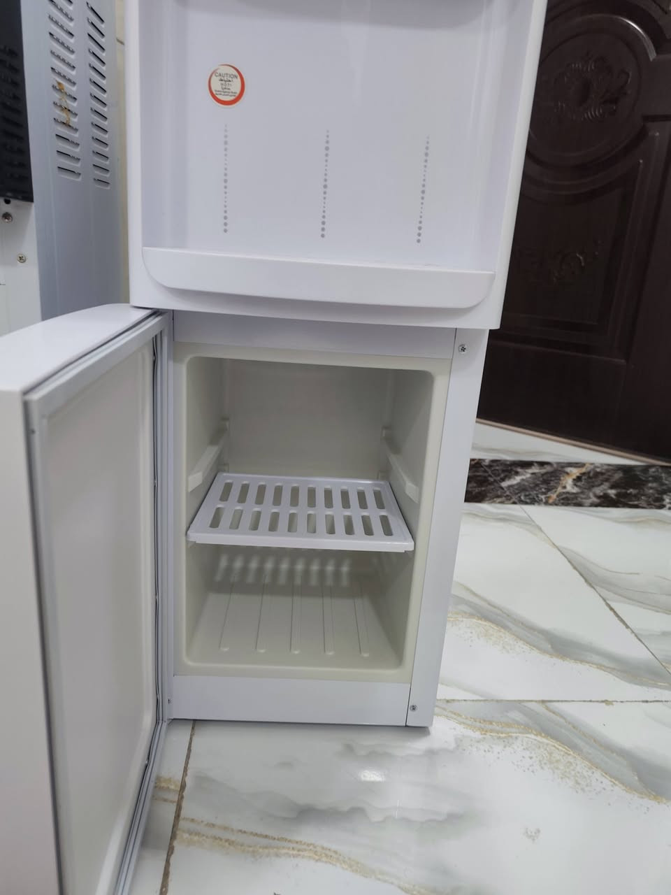 السلام عليكم مرخصة مدير الكروب
برادات نوع دنگا المواصفات جديد براد مع حافضة داخلية السعر 125
براد نوع رويال مستعمل سبوعين مع ثلاجة داخلية مع فلتر السعر 150
للاستفسار ***********
البصرة ابو الخصيب
