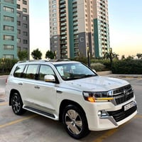 لاندكروزر GXR • ٢٠٢١ • ٤٧٠٠٠ كم