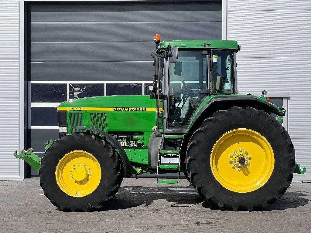 John Deere 6900 Premium
سنة الصنع 1996
ساعات العمل 8.400
قوة المحرك 140
ناقل حركة تلقائي 
السعر 30 الف دولار 
شامل كمرك ضريبة شحن 
مدة الوصول 18 يوم بعد الحجز


**إذا كنت صاحب هذا الإعلان وتريد حذفه لأي سبب، رجاءا أرسل رسالة إلى الدعم الفني**