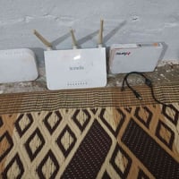 راوتر شغال شرط سعرو ١٠ قفلو  والعاكسات يشتغلن بس ابيع فحم السعر ثنهم ق...