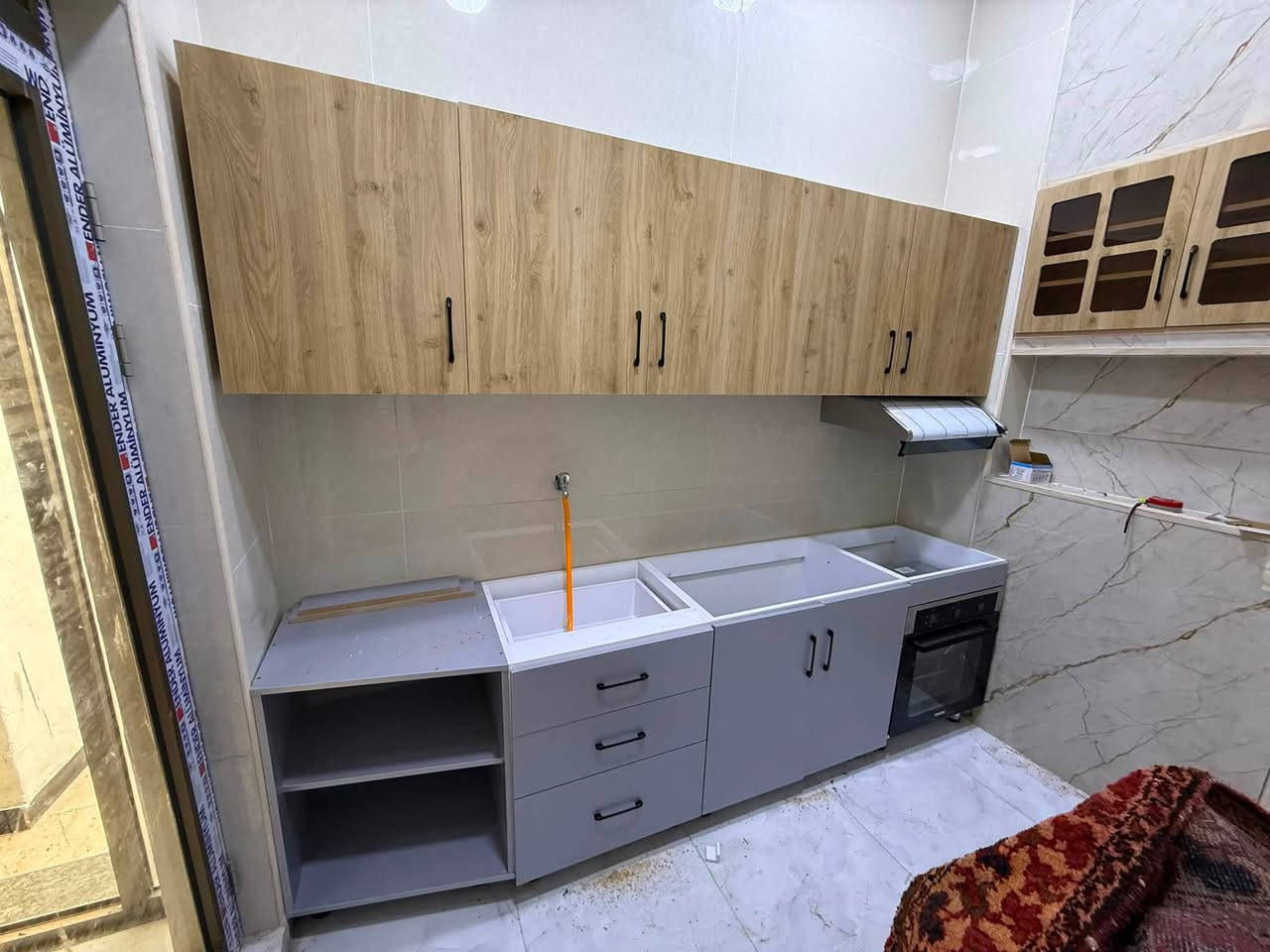 نجاره ابو الحسن 

لكافه اعمال النجاره والديكورات التركي والعراقي 

مطابخ غرف نوم ديكور طبلات ابواب محجرات

البصره صناعيه حمدان 

***********

