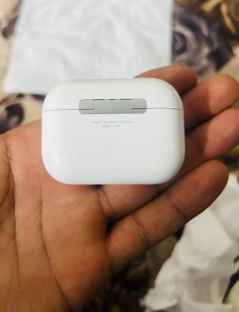 اعادة النشر بسبب الوعود الكاذبة 
السلام عليكم سماعة ابل الجيل الثاني برو 2022

نضافة 90./. 

بدون ملحات 

نضيفة وما مستعملة. اهواي  

السعر 130 الف 

مكاني بغداد قرب جزيرة بغداد السياحية 

للاستفسار*********** بغداد, العراق
