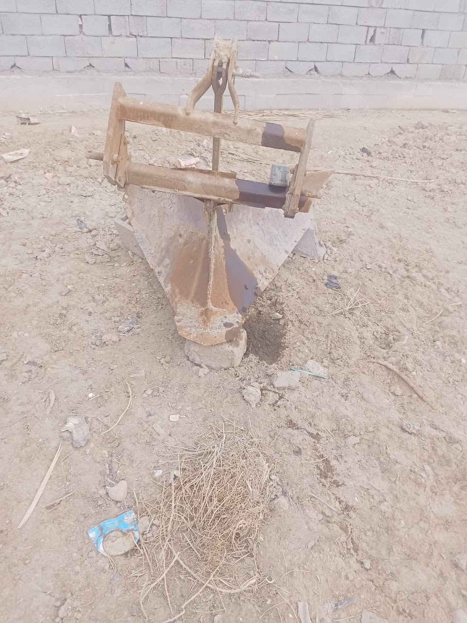 السلام عليكم للبيع ديجر وسجين و خماشه سعر عل رقم ***********
