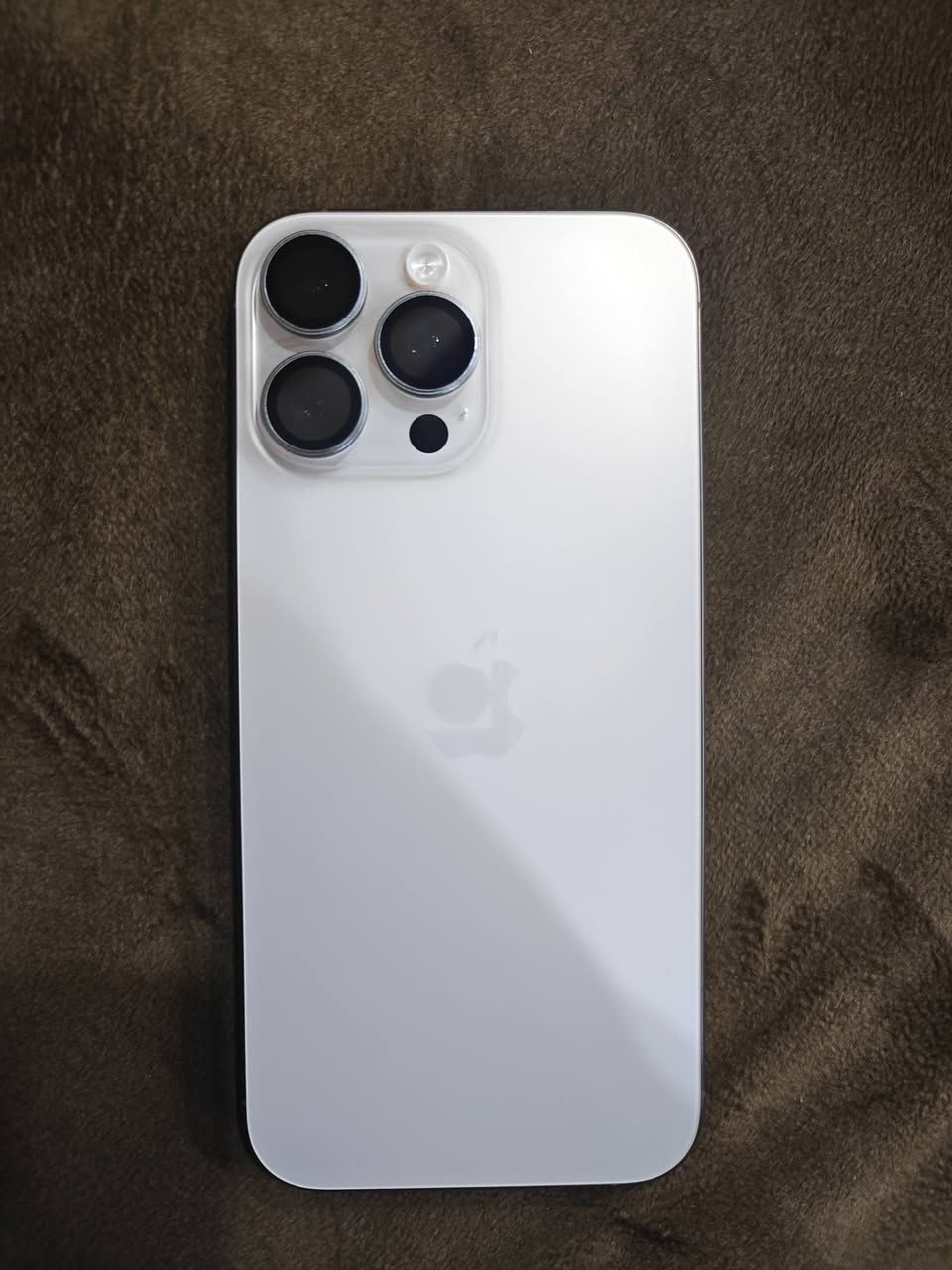 السلام عليكم ورحمة الله وبركاته
ايفون 16برو ماكس نظافة 100%
للبيع  
للأستفسار ***********
