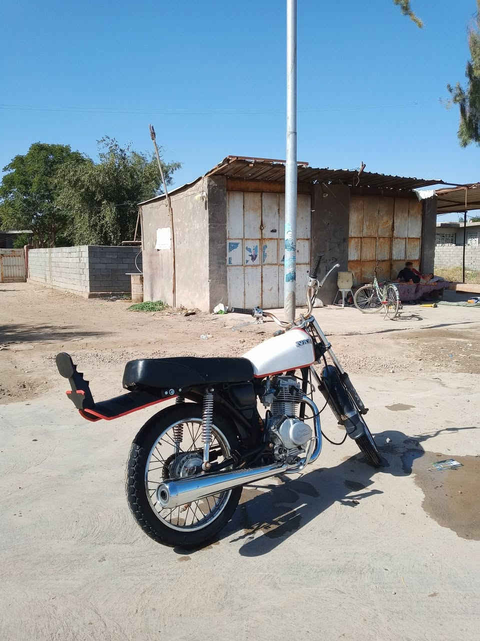 سلام عليكم دراجه اربعه كير للبيع كلك سعره 200 وبيه مجال قليل مكاني بابل محاويل


**إذا كنت صاحب هذا الإعلان وتريد حذفه لأي سبب، رجاءا أرسل رسالة إلى الدعم الفني**