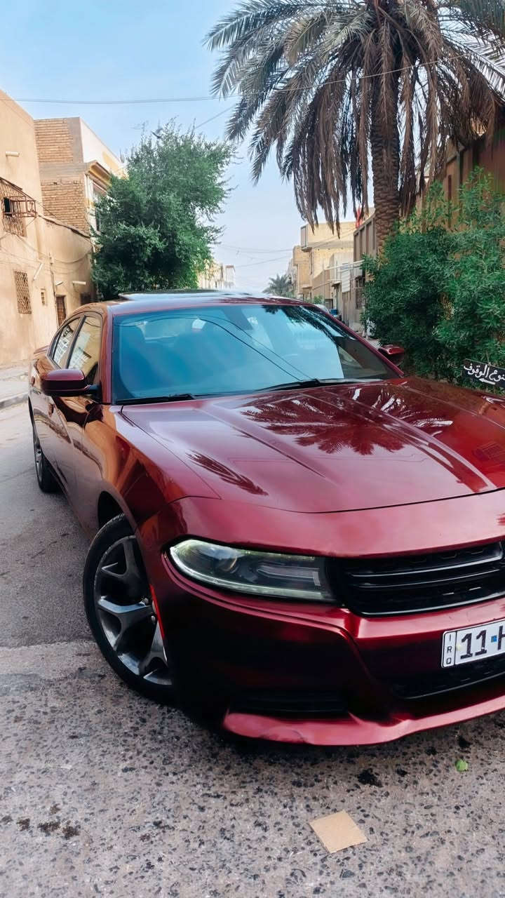 اللهم صل على محمد وآل محمد
٢٠١٩ sxt 
سياره كلين برغي ما مفتوح بيه
حتى حجر البيئه موجود 
محرك ٣٦٠٠ 
تو ويل 
فتحته سقف 
بصمه تشغيل ٢ 
بصمة بيبان 
تشغيل عن بعد 
شاشه كامره 
حساسات 
ويل ٢٠ 
كشنات كهرباء 
كير طياره 
رقم بغداد بااسمي 
سياره ماشيه ٨٨ 
لون كرزي مميز 
وبعد بيه اهواي موصفات
بيه بارد أقل من شبر بجاملغ الخلفي 
مكان السياره كربلاء
***********
***********
