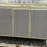 يالله.  كاونتر وسنك كلش نضيف سعر ١٣٠ ثلاجه اخت الجديده شغاله استخدام ق...