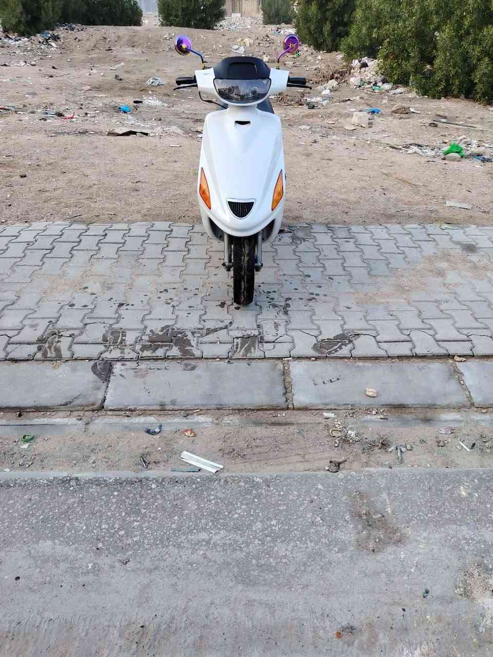 سلام عليكم دراجه فراشه نظيفه ما بيها شيء.دراجه خوه نظافه كل نقص ما بيها..دراجه كل نقص ما بيها كلها شغاله.دراجه مال حاويه صالح 20 يوم طالعه من الوكيل مو كاتبتها موجوده.سعر 550 وبيها مجال.مكان الدراجه نجف.***********
