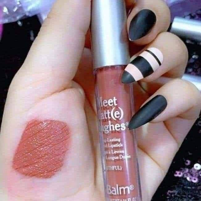 حمر  ذا بالم 🌸💄💄
حمر ذابالم  بالوانة الجديدة 🤩
ثابتة وماااتت كوالتي  عالي 💯💯💯💯
متيبس الشفة ولا تسبب تشقق 💕
بكج كلش مناسب كهدية نازكة وحلوة ومفيدة وأستعمال يومي ⏰
حمر ميني من ذا بالم يحتوي على 6 الوان الأكثر مبيعاً لدى شركة ذا بالم ذات كواليتي عاليه 👍
مات وبنفس الوقت كريميه متنشف على شفه وتشققها 💕💄
ولا تعمل على تكتل أحمر الشفاه على الشفايف ثابتة  
وذات رائحه جميله كل هالجمال🥰
سعر القطعة الف 
سعر السيت6 الاف 
🚘يوجد خدمة توصيل لجميع محافظات العراق 5 الاف🚘


**إذا كنت صاحب هذا الإعلان وتريد حذفه لأي سبب، رجاءا أرسل رسالة إلى الدعم الفني**