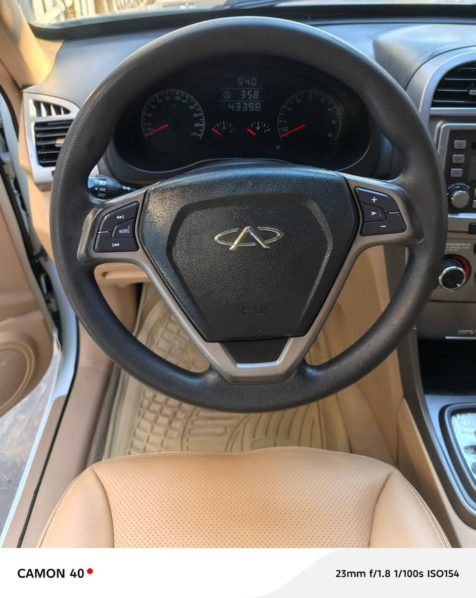 السلام عليكم للبيع شيري تيكو موديل 2012 شكل 2013 سياره جديده جدا مكفوله كفاله عامه سياره على وضع الشركة سياره بأسمي رقم انكليزي تحويل مباشر ماشيه 43 حقيقي السعر 77 وبيها مجال الرقم *********** العنوان بغداد شراي يتصل
