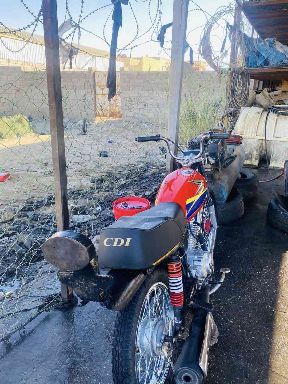 سلام عليكم للبيع دراجه تعميرت رمضان كله26(اوراق أوراق )اصولي بوجهك للترقيم الدراجه جاهزه مكينه رابيدوR السعر750 مكاني سوك الشيوخ موجود خاص واتساب فقط***********
