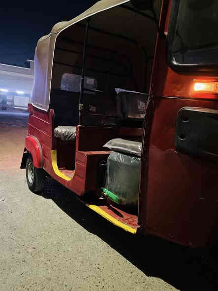 سلام عليكم تكتك موديل 2018 رقم  نكليزي بغداد تكتك خير من الله لتجي تكلي شبيها مابيها ابيعلك كوم حديد تجي تكلب وتقتنع هيه 18وبعد يمك لحساب بس اكفلك مكينه تنقيص وتبخير كشر شوفت عينك لا ضربه ولا محمل معجون مرشوشه رش بس بدون معجون سعرها 4/500وبيها مجال شي كلش قليل جماعت ال4 انشالله تلكون ليناسبكم مكان بغداد الدوره ***********
