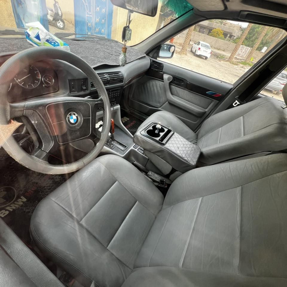 موديل 93
مسكر فانوص  مكينة 525 رقم بغداد انكليزي هزة جديدة  فول مواصفات كشنات كهربائي فتحةً سقف
مكينة كير كفالة المكان حله / السعر 66
***********
