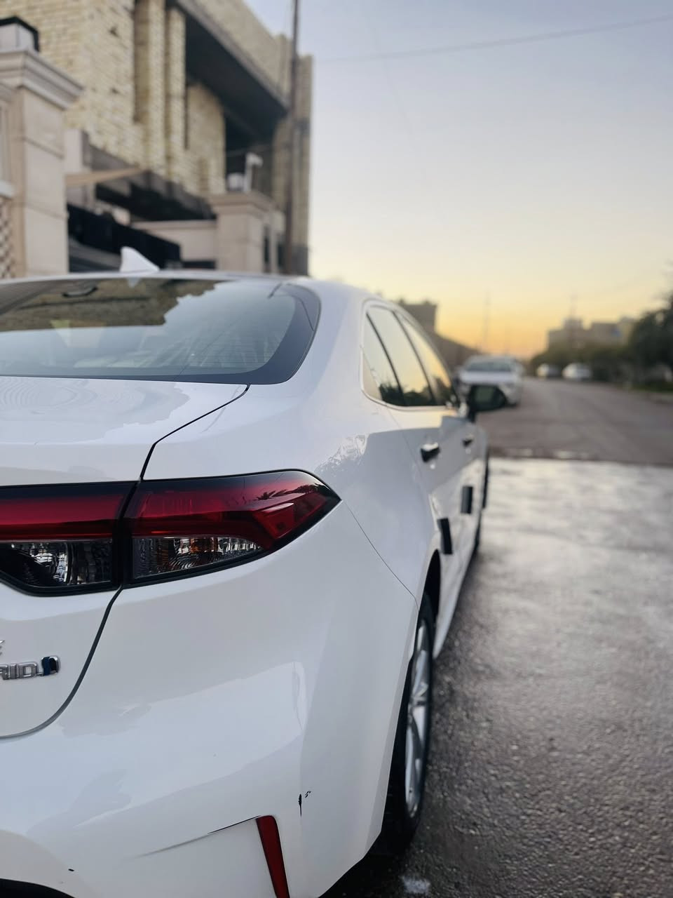 كورلاه مديل 24 امريكي اصل   هايبرد محرك 1800.    حادث موضح بل سونار
موصفات فول        بيع مستعجل سعر بلاش ١٢٥ورقه قفل

فتحه  بصمه

كشنات جلد. 

رادرات شاشه 

تحكمات ستيرن   ماشيه السياره 19 الف 

صندوك كهربائي   +كشنات كهربايه جلد 

 مكان سياره بغداد جزيرة بغداد السياحيه

***********وتساب متوجد 📞
