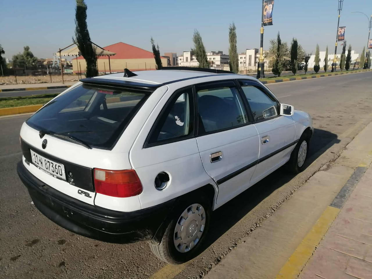 السلام عليكم اوبل استر حجم ١٦٠٠ امصلحة دوسات و دواير
صبغها احزام جمالية فقط محرك وصدر وتايرات جدد كهربائيات كلها شغالة سيارة نظيفة وجاهزة
السعر ٤٥ وبيها مجال للشراي غير متواجد عالفيس الاتصال على الرقم ***********
