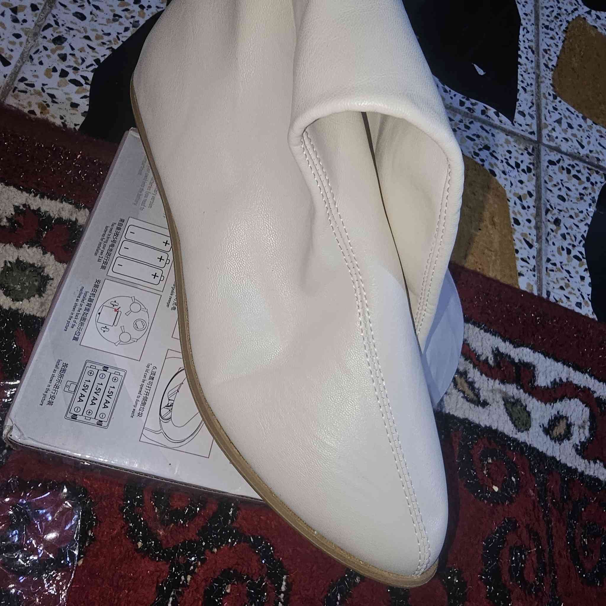 بوت طويل نسائي ب 8 الف


**إذا كنت صاحب هذا الإعلان وتريد حذفه لأي سبب، رجاءا أرسل رسالة إلى الدعم الفني**