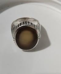 عقيق يماني • حجر كبير • صياغة غلام البحريني