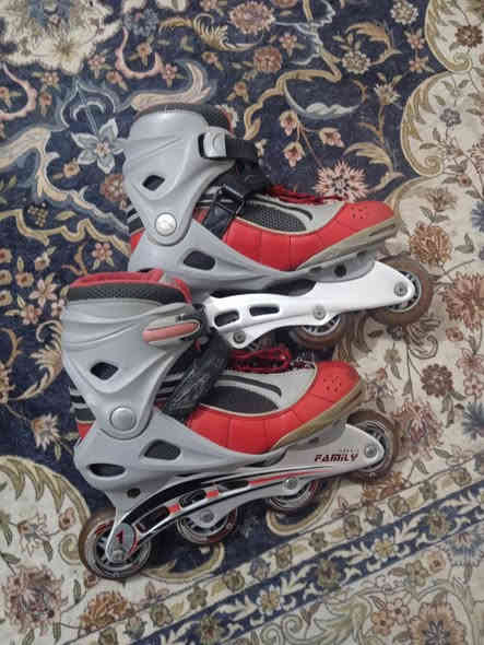 سلام عليكم سكيت رول  قياس 42 والثاني 43متوفر سعرهن 60 الف مكاني كربلاء ما عندي توصيل باله اصلي اخو الجديد  رقمي ***********
