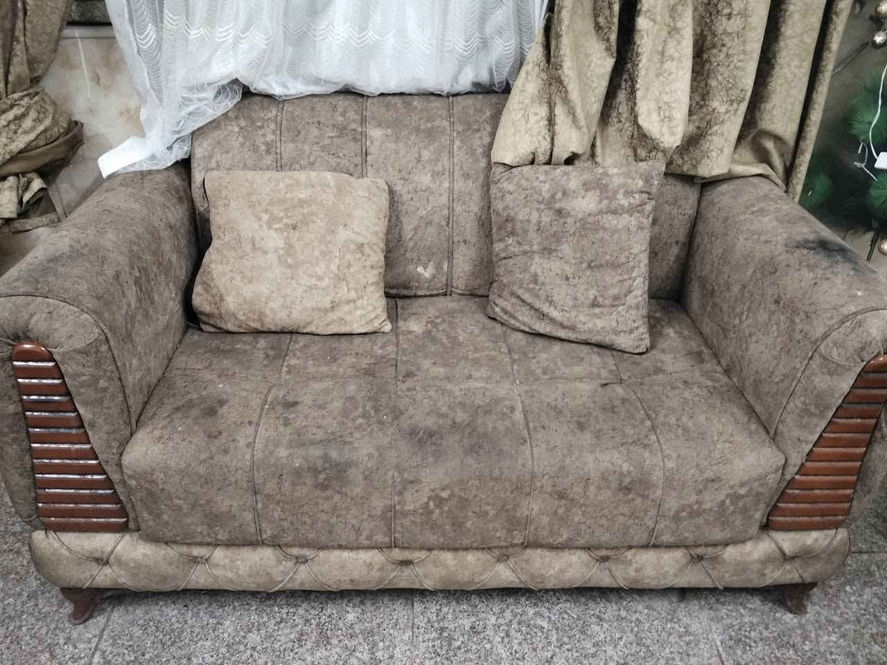 تخم نظيف 7 مقاعد للبيع بالحريه


**إذا كنت صاحب هذا الإعلان وتريد حذفه لأي سبب، رجاءا أرسل رسالة إلى الدعم الفني**