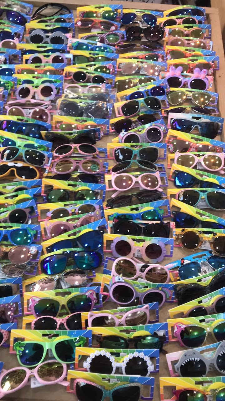 تنزيلات 
نظارات للاطفال 
الف دينار القطعة 
باله الماني 
6 قطعة ب 5000 الف دينار


**إذا كنت صاحب هذا الإعلان وتريد حذفه لأي سبب، رجاءا أرسل رسالة إلى الدعم الفني**