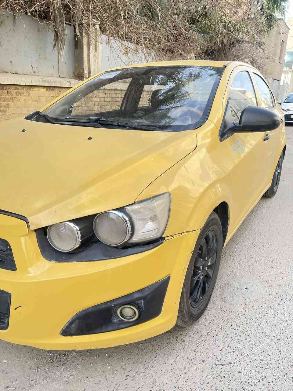 سونيك 2012 محرك 1800 
مكينة وكير مكفولات  صدر جديد تخم تاير جديد السيارة كاملة ومابيهة ايي نقص مكان السيارة بغداد الزعفرانية 
للاستفسار ***********
