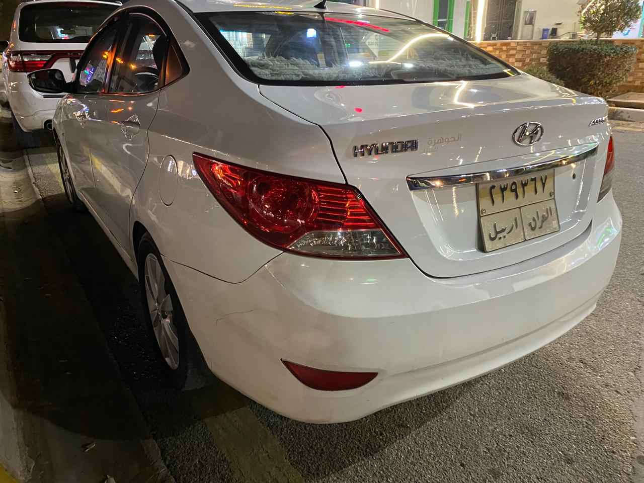 خليجي موديل 2012
بدون صبغ 
بيها 3 قطع بارد 
مكينه جديده تبديل بلادي 
مكان كركوك 
السعر 97 بي مجال بسيط كلش 
*********** Singapore
