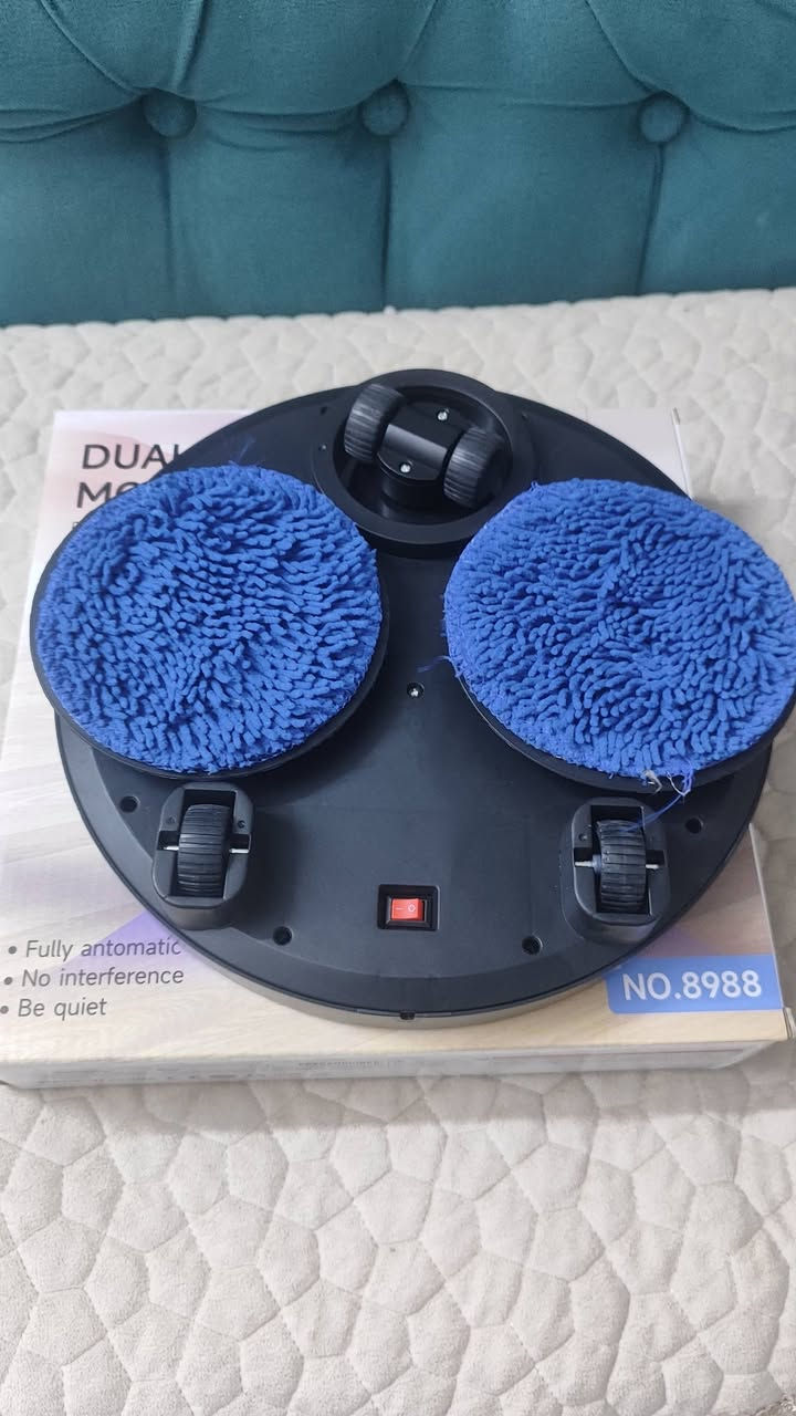 السلام عليكم توفر 

1 مكناسه كهربائيه  15 الف 

2 ليد على شكل نحله بلطاقه الشمسيه او الكهرباء سعر 8 الف 

3  لمامه اوساخ تخم او قماش سعر 6 الف 

يوجد توصيل جميع المحافظات العراق تواصل خاص او 
 ***********
