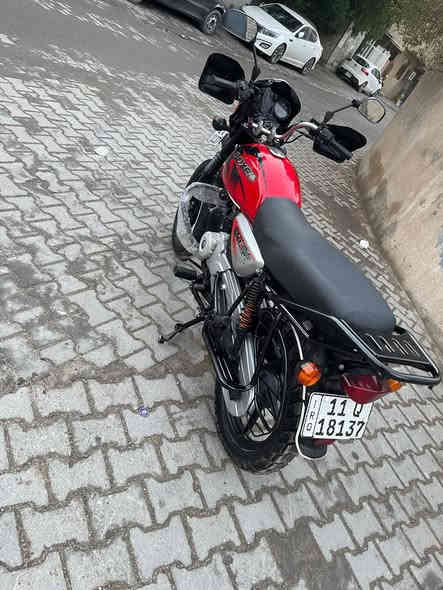 للبيع
سلام عليكم بوكسر موديل 22 شكل 23مرقمه سنويه ولوحات انكليزي مكفوله كفاله عامه تحويل ثاني يوم مكاني بغداد 
*********** موجود واتساب
